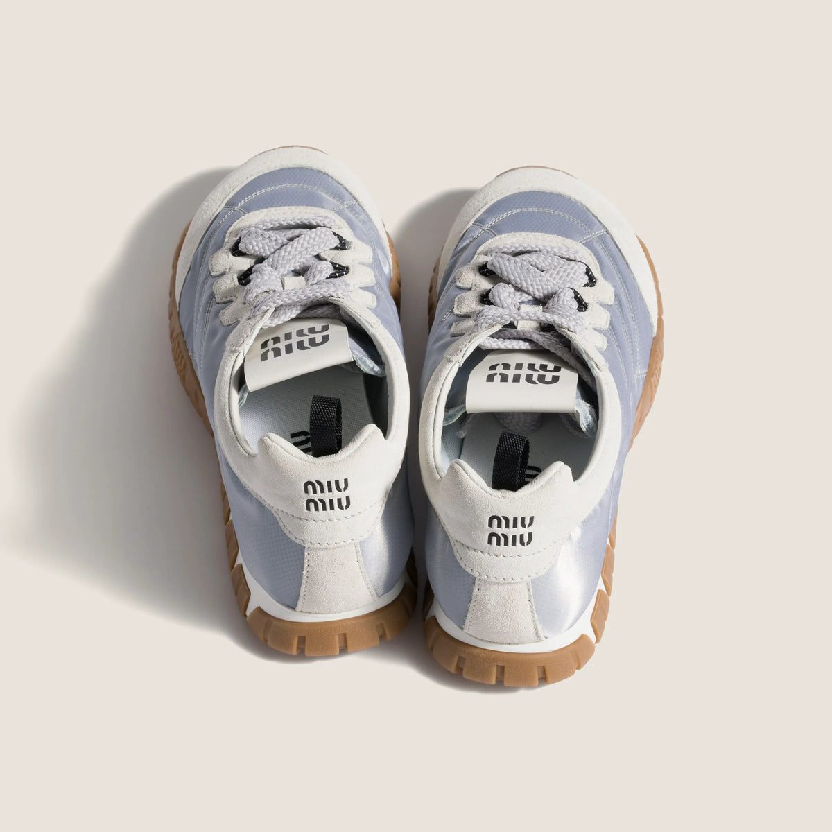 Aluminum/White
