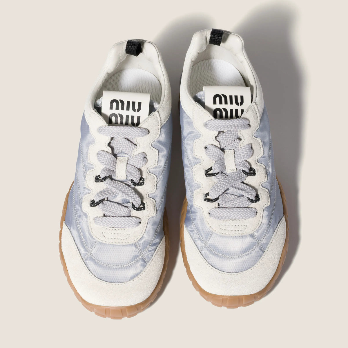 Aluminum/White