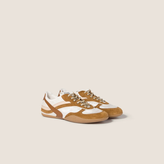 Chalk White/Cinnamon