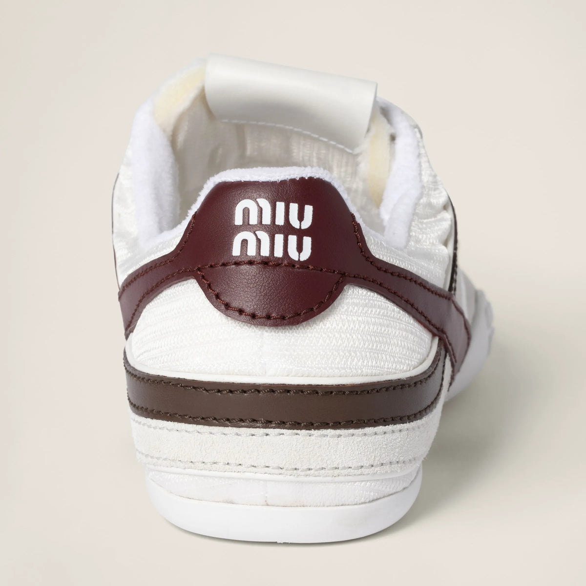 White/Burgundy