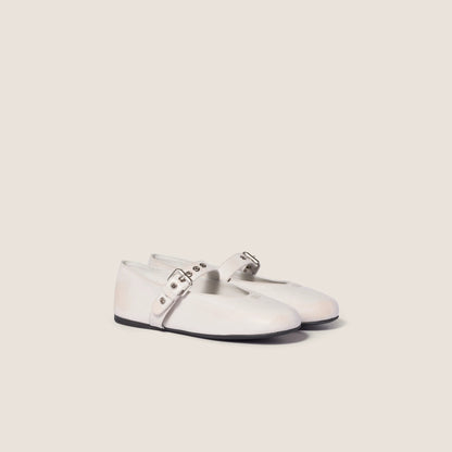 Chalk White