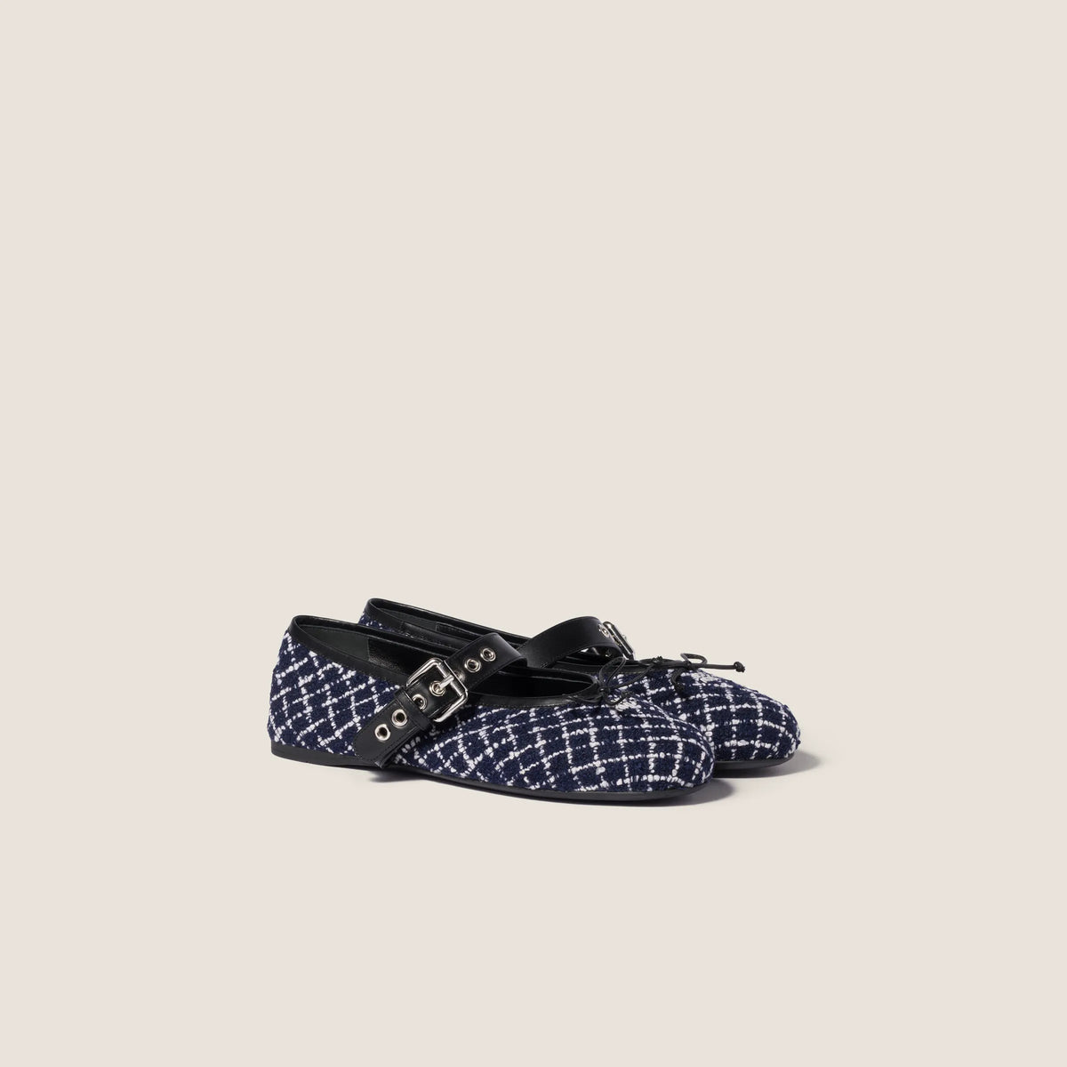 Blue/Ivory