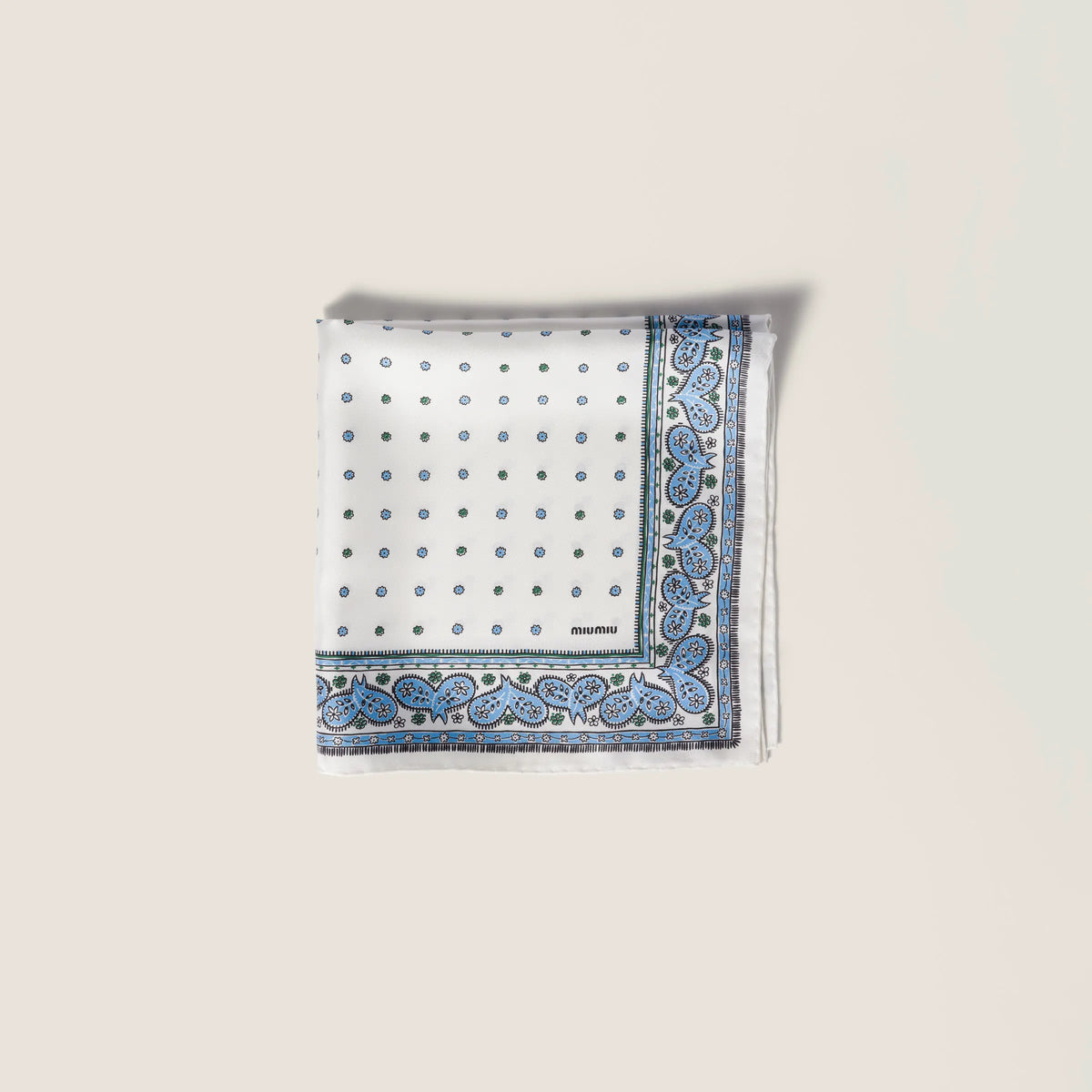 WHITE+BABY BLUE