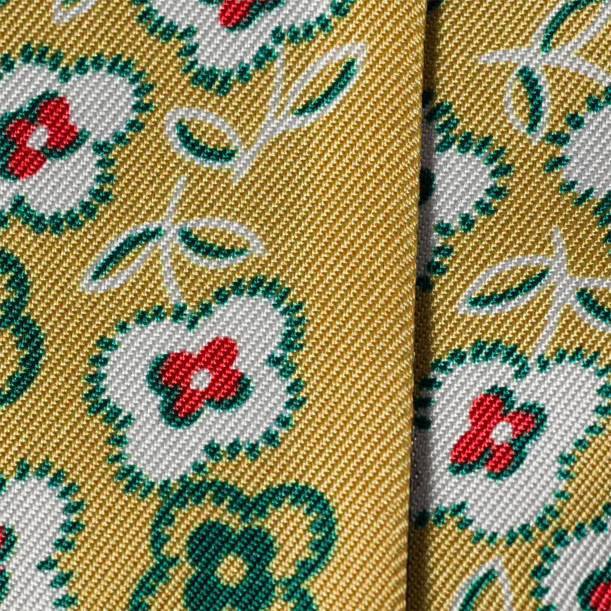Mustard/White