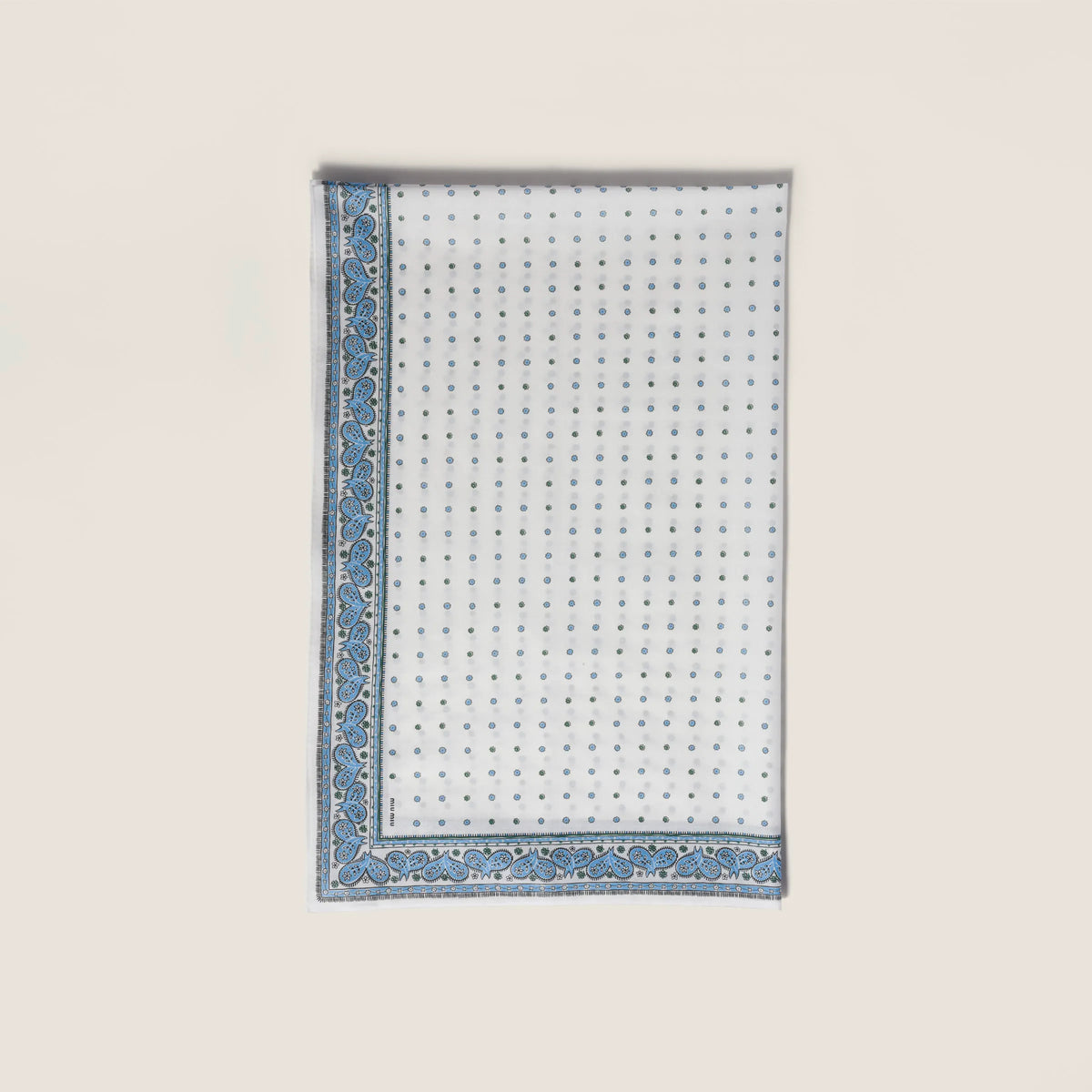WHITE+BABY BLUE
