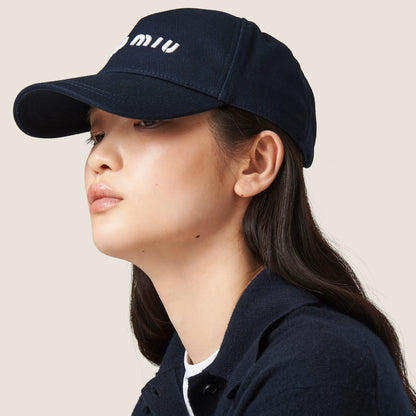 Blue/White