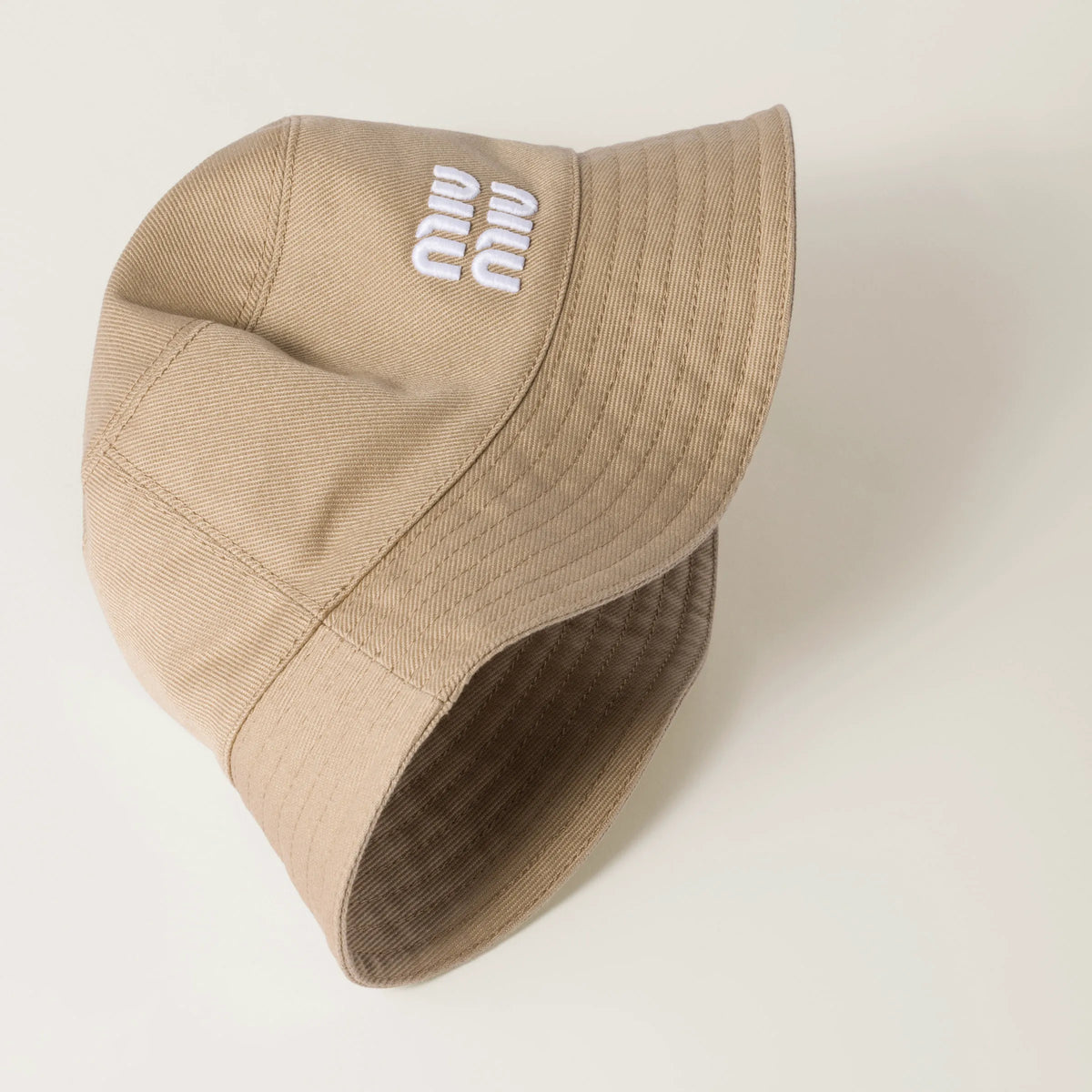 Khaki/White
