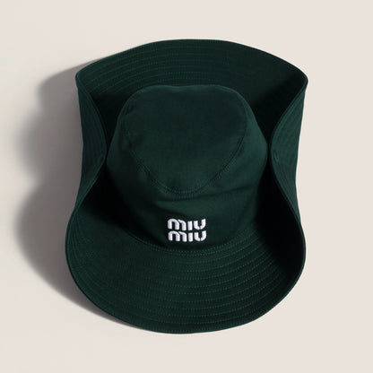 Fir Green/White