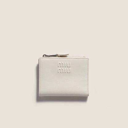 Chalk White