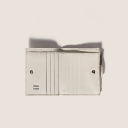 Chalk White