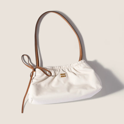 White/Caramel