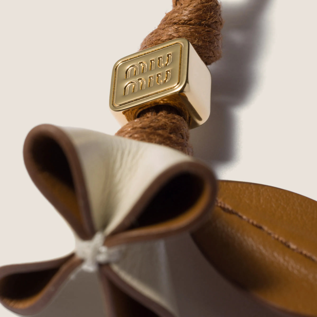 Talc/Caramel