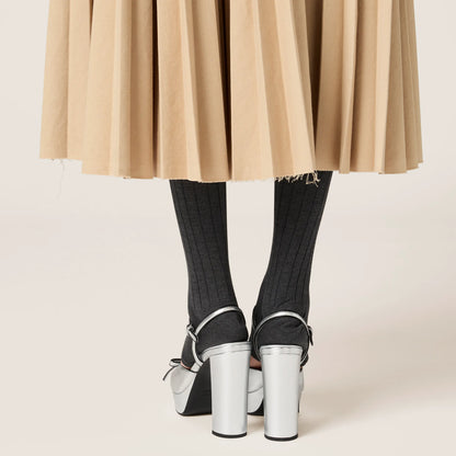 Silver/Black