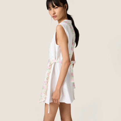 White/ Pink