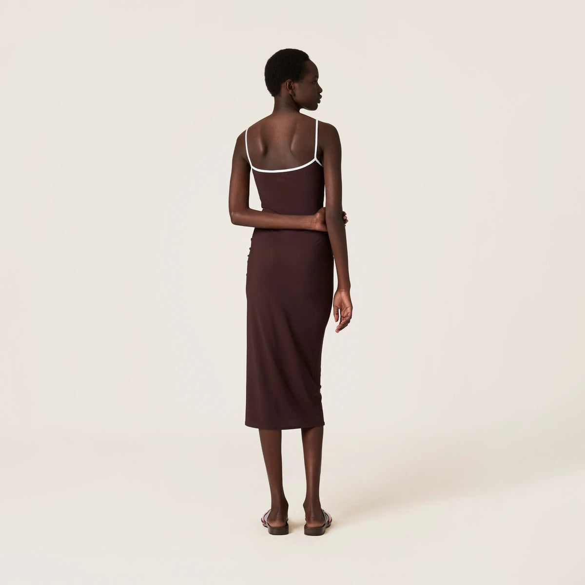 Ebony/White