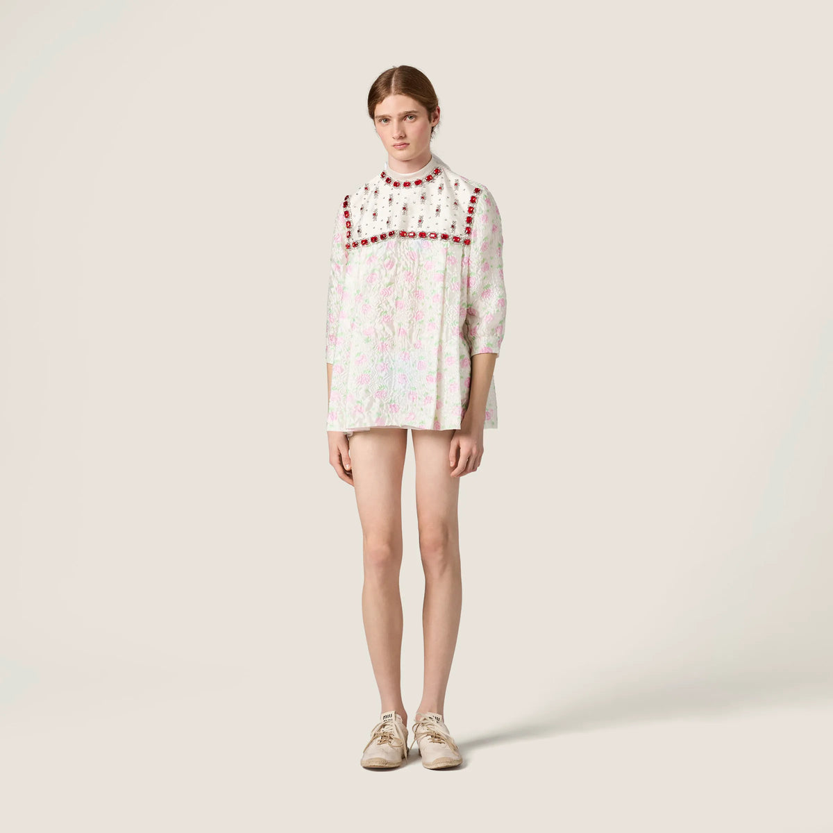 White/ Pink