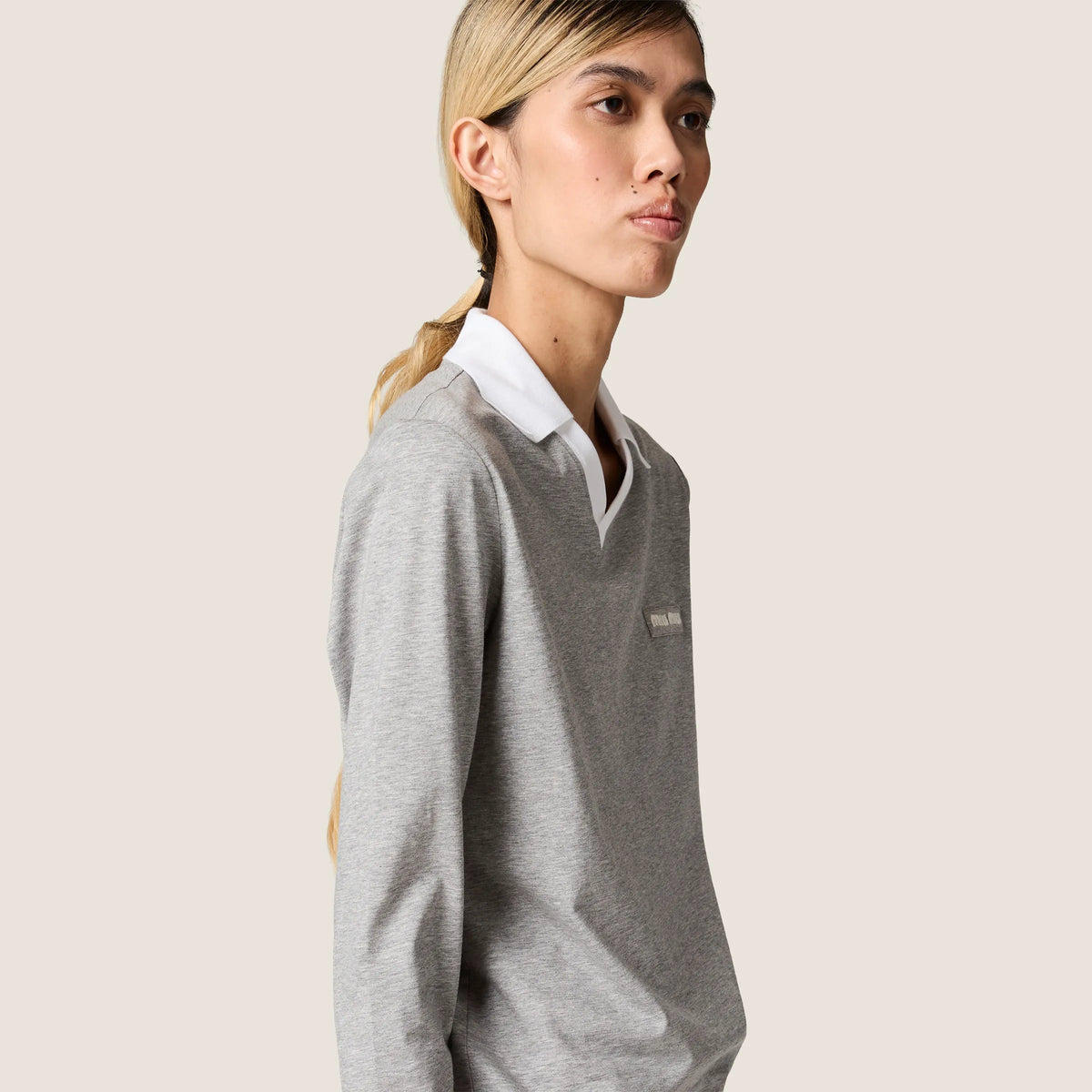 Gray/White