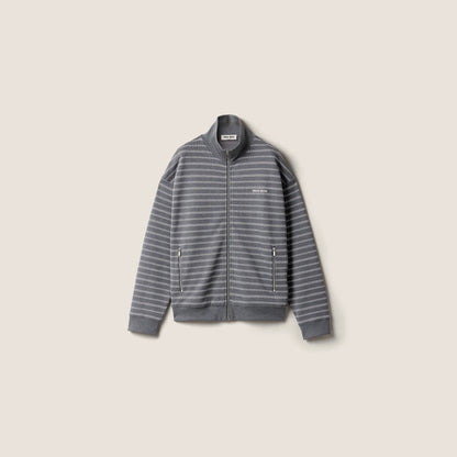 Gray/White