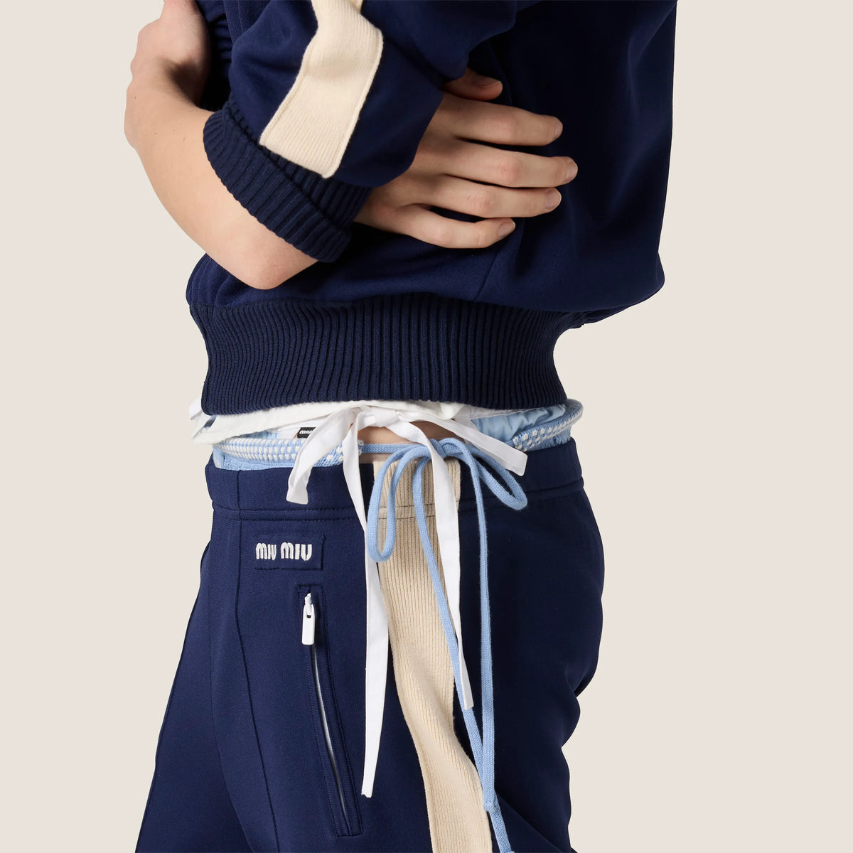 Blue/Ivory