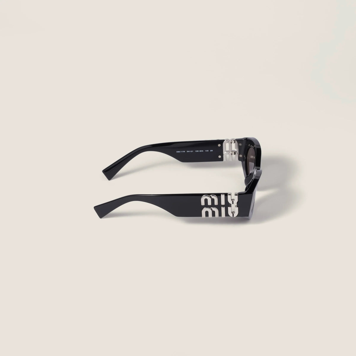 Grey lenses