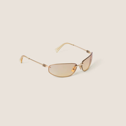 Silver gradient yellow lenses