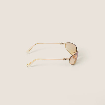 Silver gradient yellow lenses
