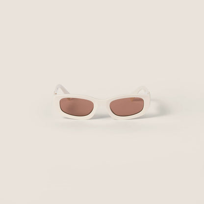 Chocolate brown lenses