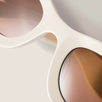 Chocolate brown lenses