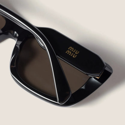 Grey lenses