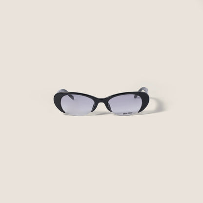 Crystal gradient sky lenses