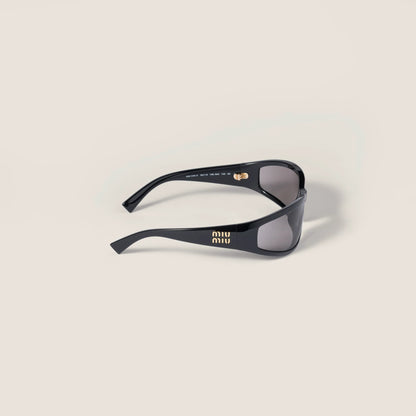 Grey lenses