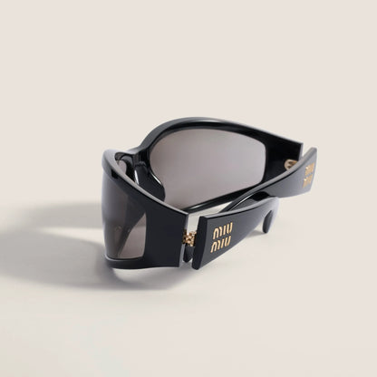 Grey lenses